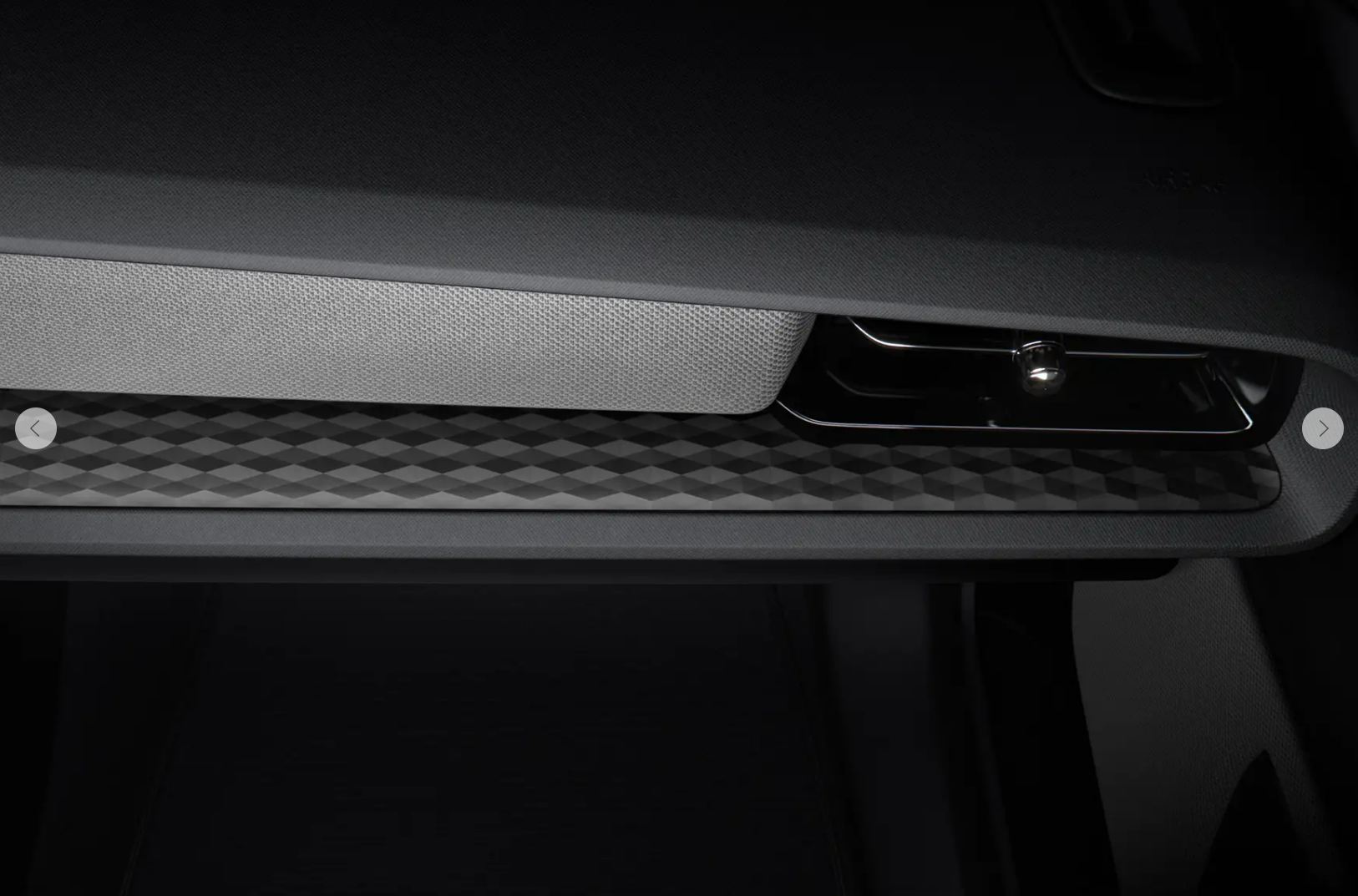Polestar 2 Long Range + AHK Innenraum von vibe